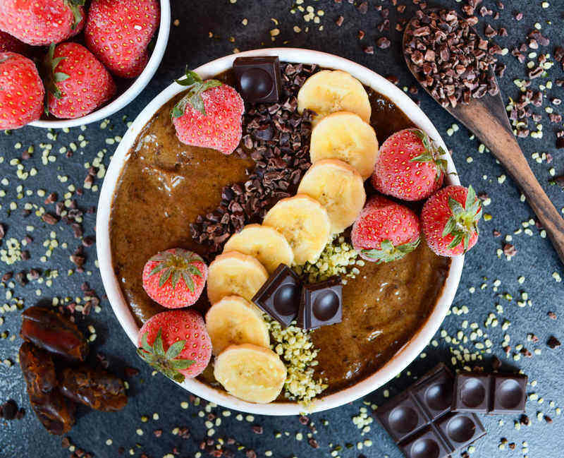 karoboá smoothie bowl s blendeou 