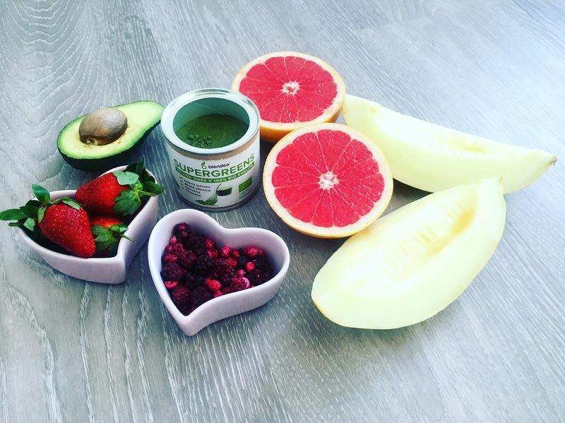 valentýnská smoothie bowl recept