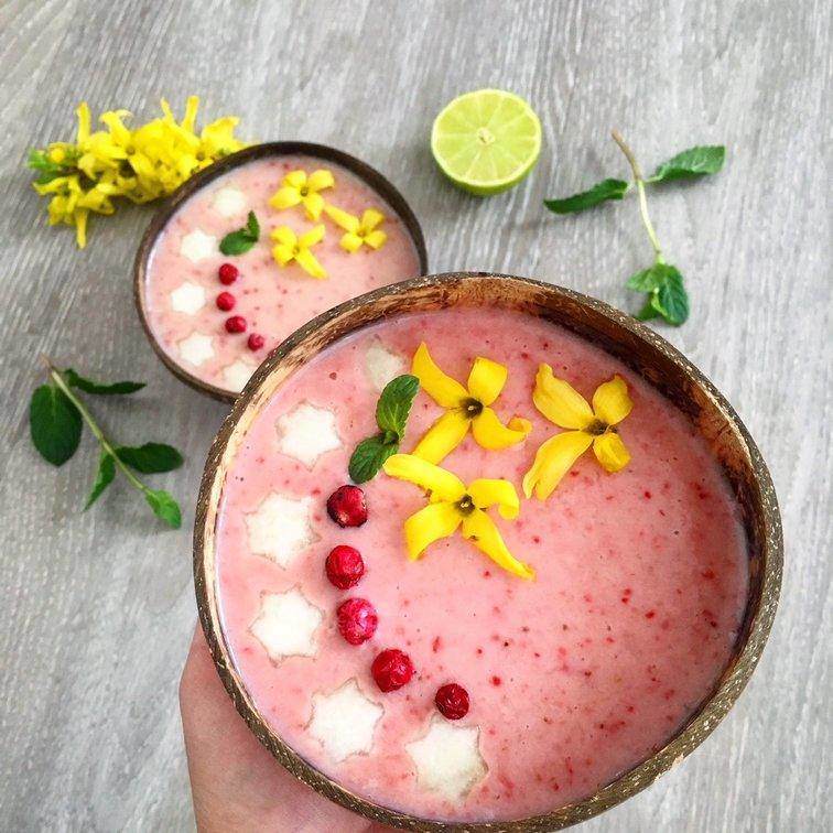 jahodovo-melounová smoothie bowl